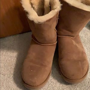 Uggs brown